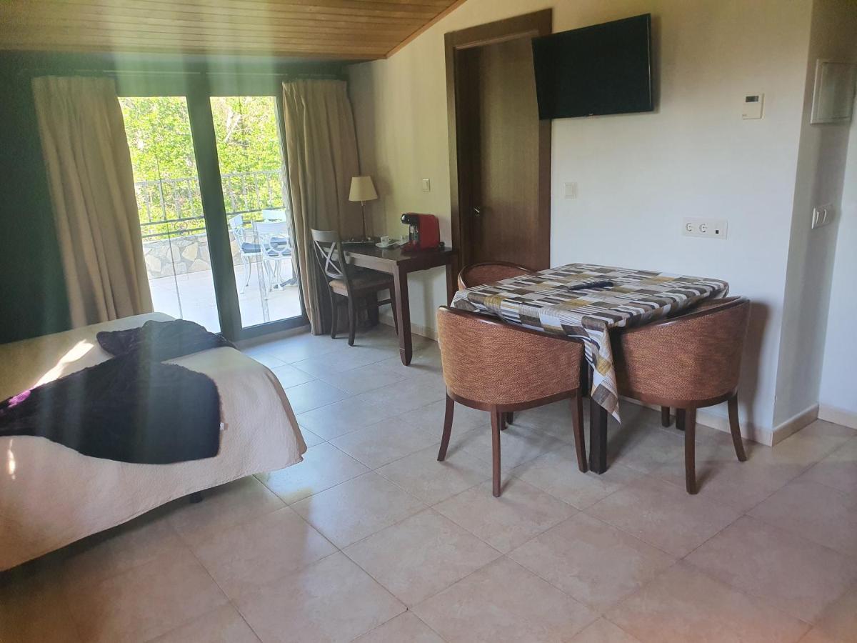 Masia El Molinete 3* Mora de Rubielos